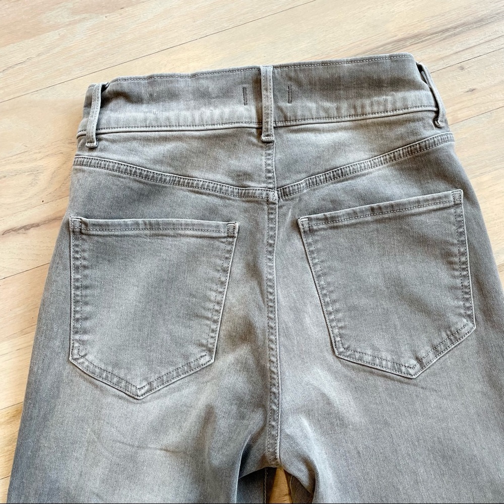 Express Super High Rise Jeans - Picture 8 of 14